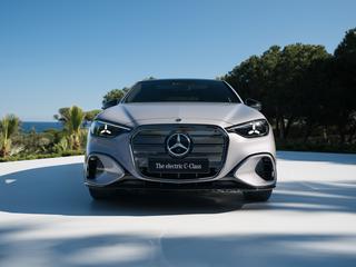 mercedes-benz razred C