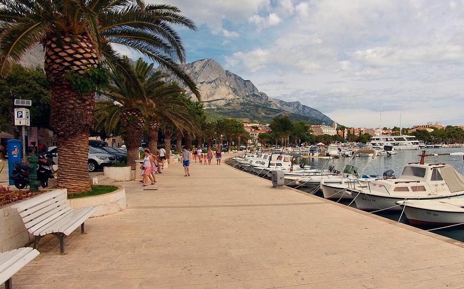 baška voda hrvaška obala