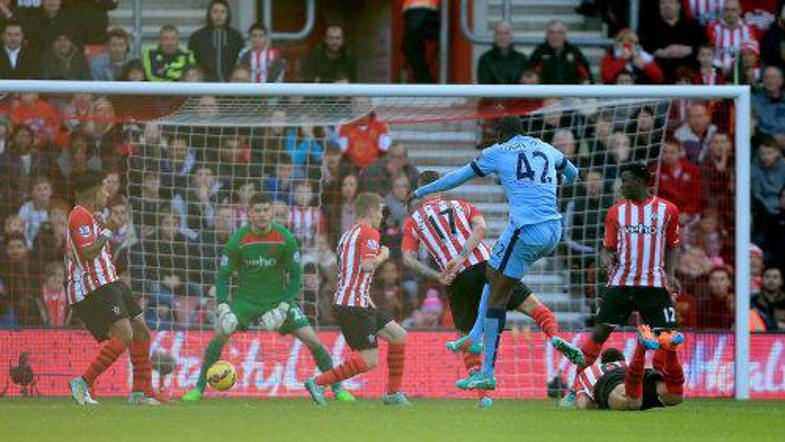 Yaya Toure Manchester City Southampton