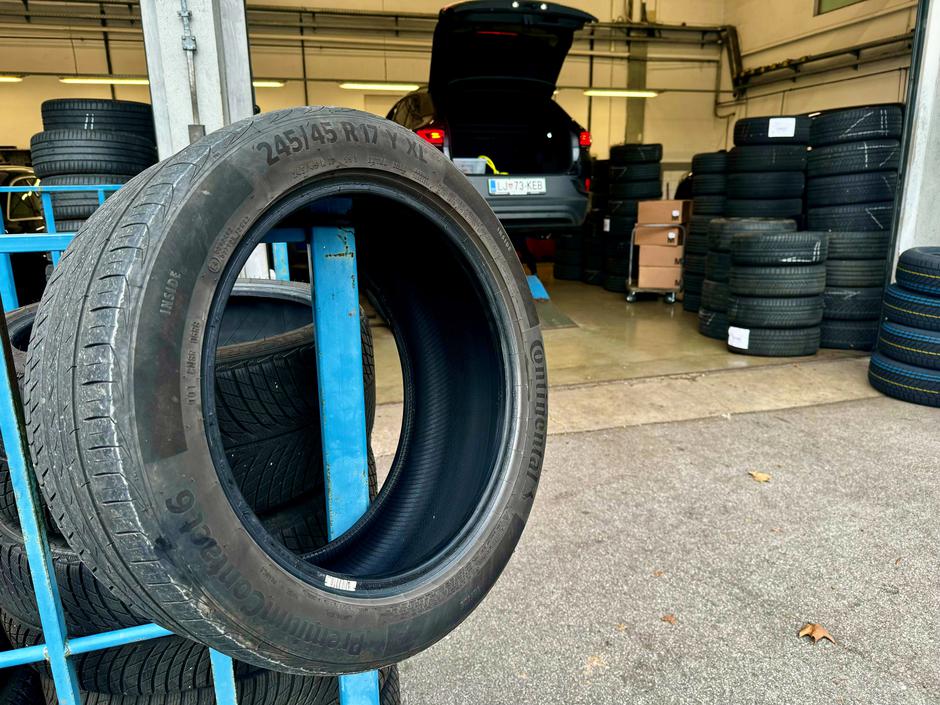 Pnevmatike, gume, menjava gum, vulkanizer | Avtor: Andrej Leban