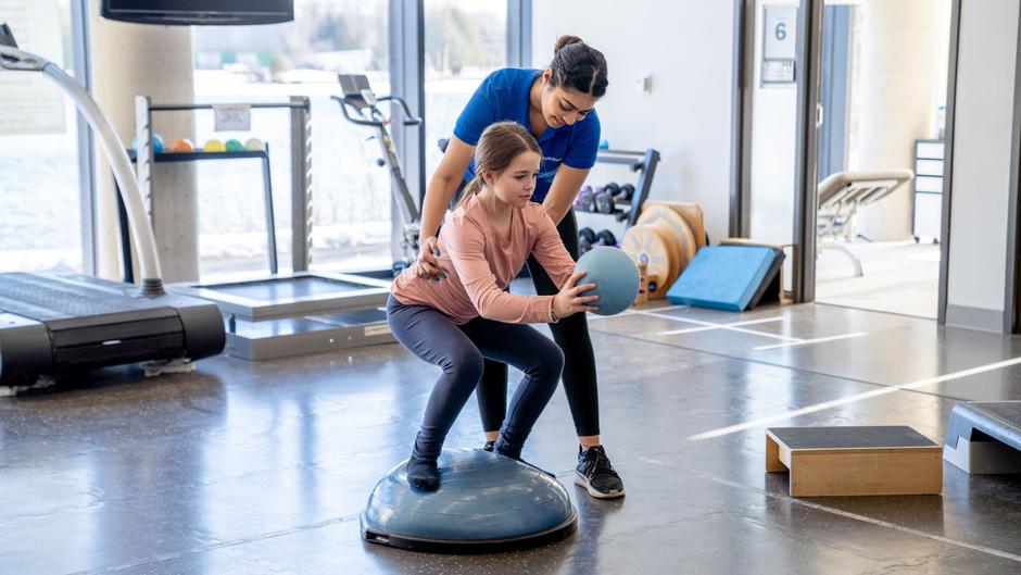 FIZIOTERAPIJA, MASAŽA | Avtor: Rehab.si