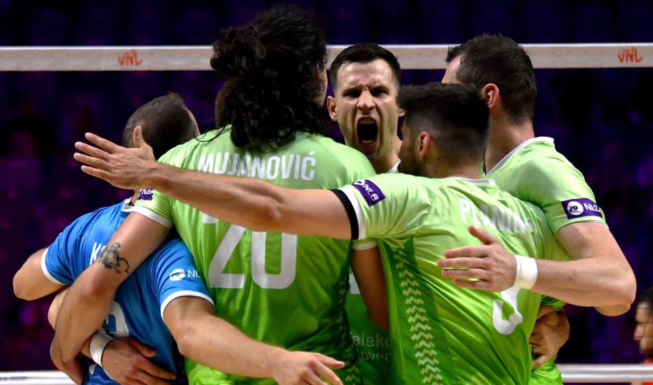Slovenci po velikem preobratu v zadnjem nizu razbili tekmece
