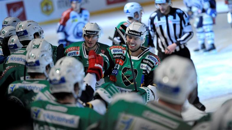 Telemach Olimpija Medveščak liga Ebel Bežigrad stadion Ice Fever Cvetek