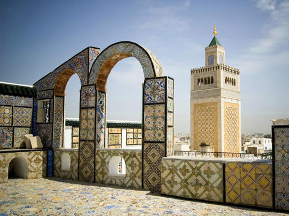 Pisane keramične ploščice lepšajo Tunis.