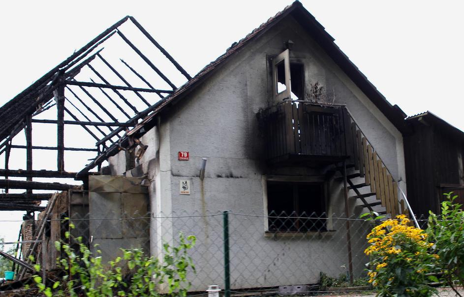 požar, udar strele, Duplek, hiša, hlev