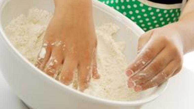 Pri otrocih so najpogostejši alergeni jajca, mleko, soja, arašidi in moka.