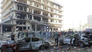 Prizorišče napada 14. februarja 2005, v katerem je umrl Rafik Hariri. (Foto: Reu