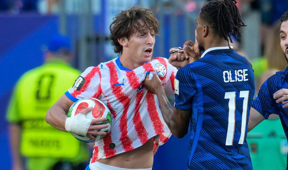 Mbappe spet ujel Messija, Francija po živčni tekmi le naprej