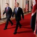 Vojna prijatelja Tony Blair in George W. Bush leta 2006. (Foto: EPA)