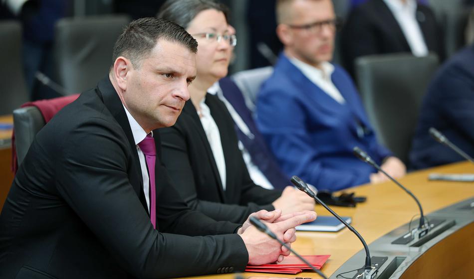 Stevanović prvi v igri za predsednika DZ: Za njim so stopile te stranke