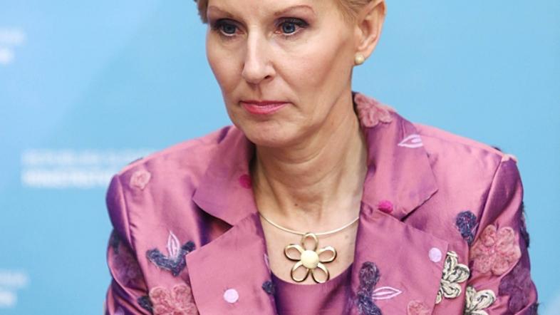 Slovenija 25.02.2014 Alenka Trop Skaza, prevzem poslov na ministrstvu za zdravje