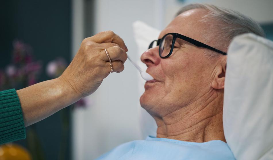 Vojko o očetovi smrti: Zadušila ga je s polnimi žlicami hrane