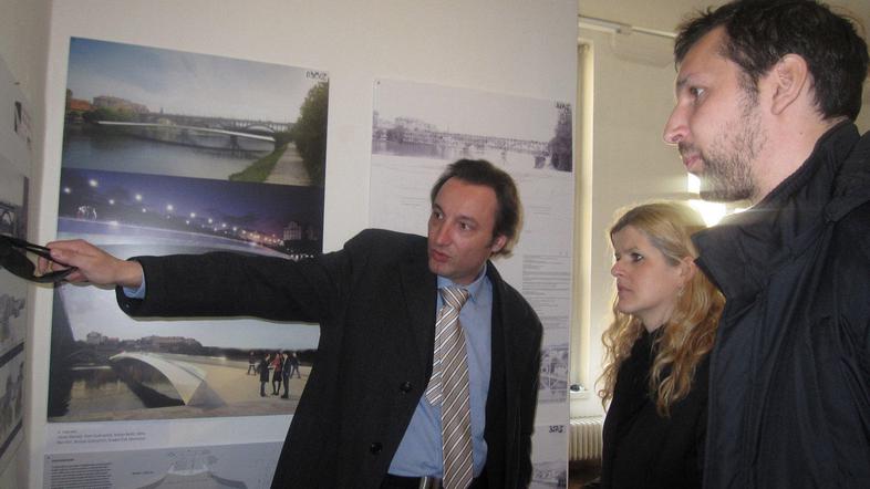 Emanuel Čerček, Milica Simonič Steiner in Stojan Skalicky so si izbrane rešitve 