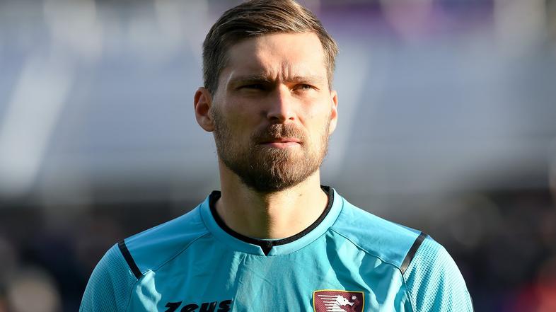 Šport: Slovenski reprezentančni vratar menja sredino - Vid Belec