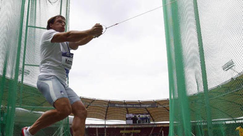 Primož Kozmus je uradni del sezone 2008 končal z zmago v Stuttgartu.