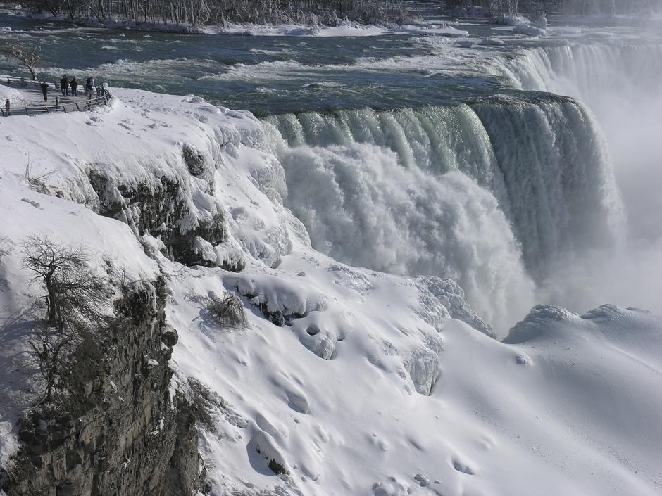 Zmrznjeni Niagarski slapovi | Avtor: Epa