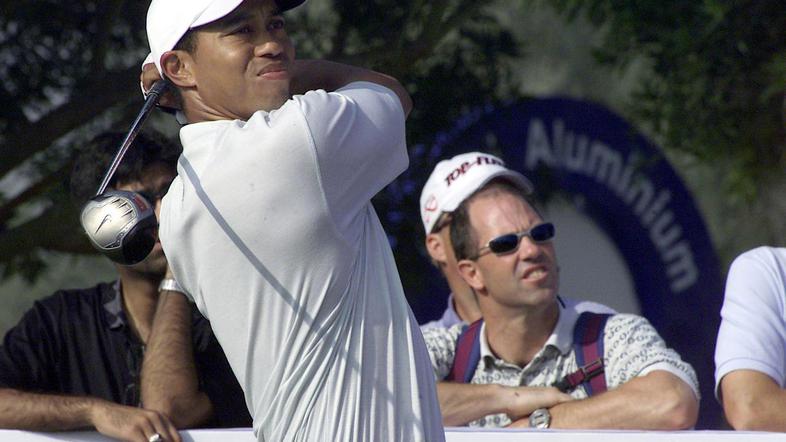 Woods za nedoločen čas zapušča golf. (Foto: AFP)