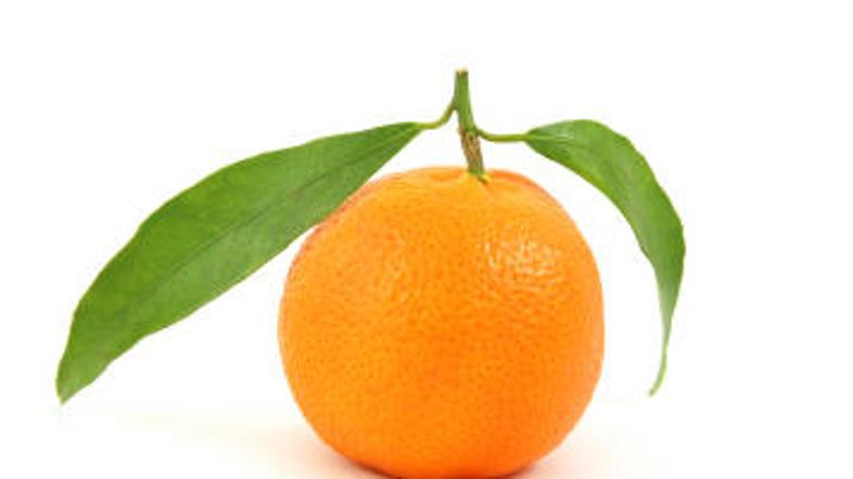 Mandarino lahko, sezoni primerno, zamenjate tudi s pomarančo.