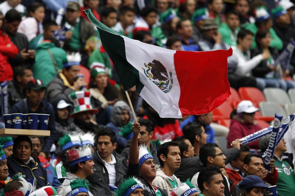 navijači Mehika Nova Zelandija dodatne kvalifikacije za SP 2014 Azteca