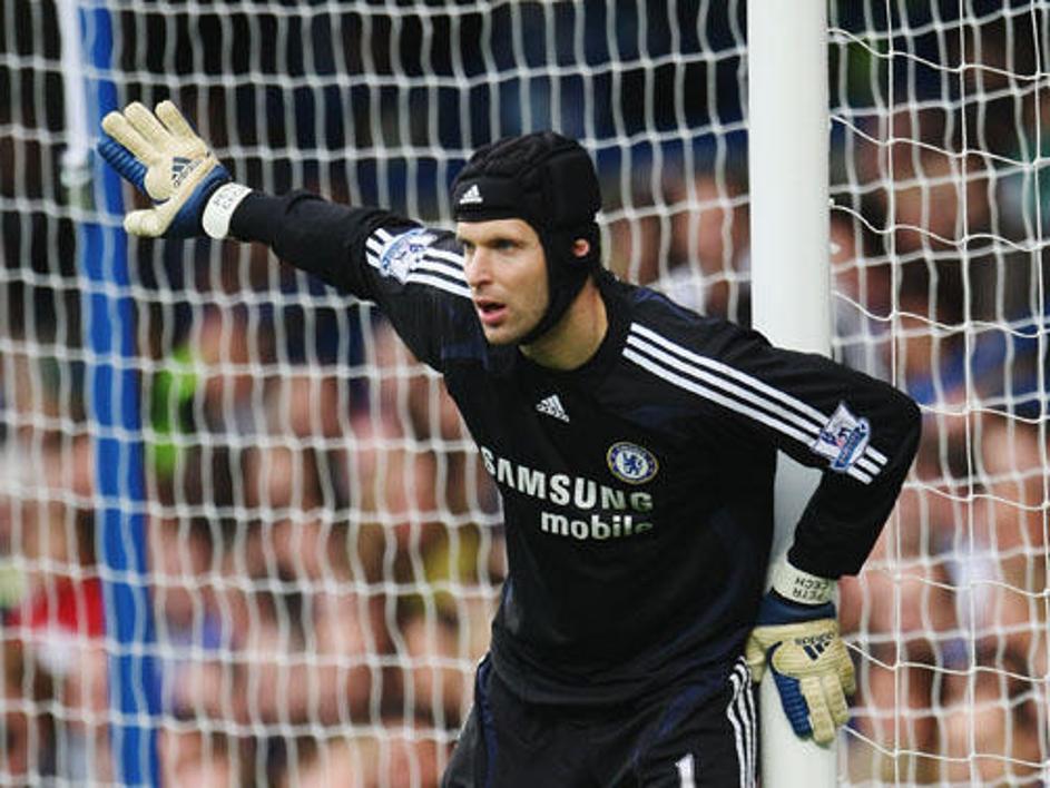 Petr Čech samozavestno pričakuje obračun z rdečimi vragi. (Foto: Getty Images)