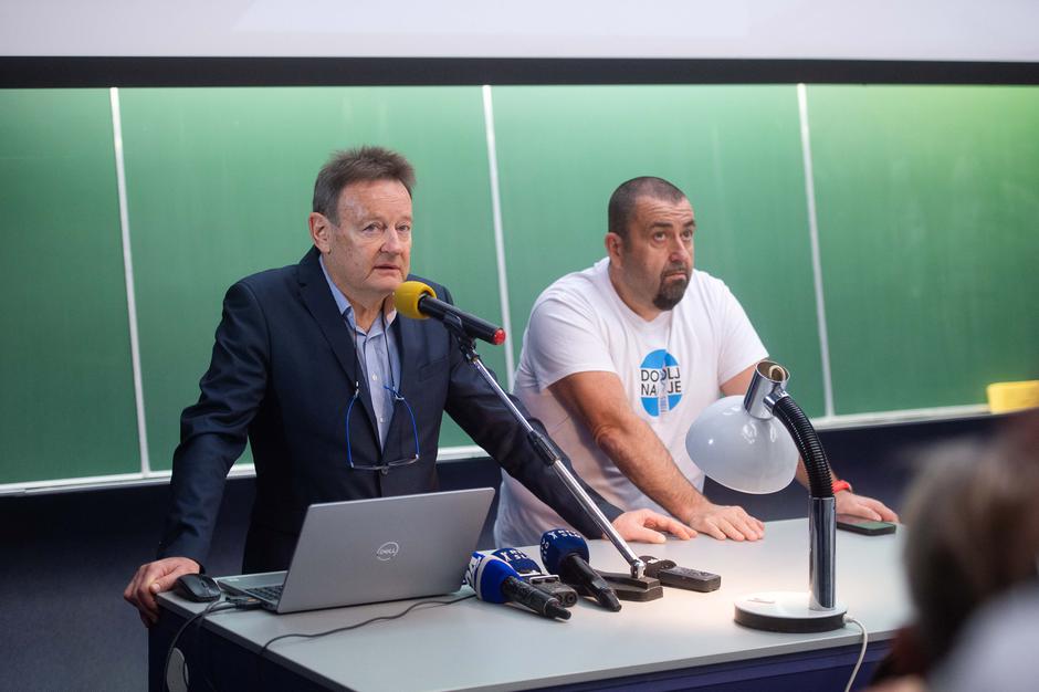 stavka zdravnikov | Avtor: Anže Petkovšek