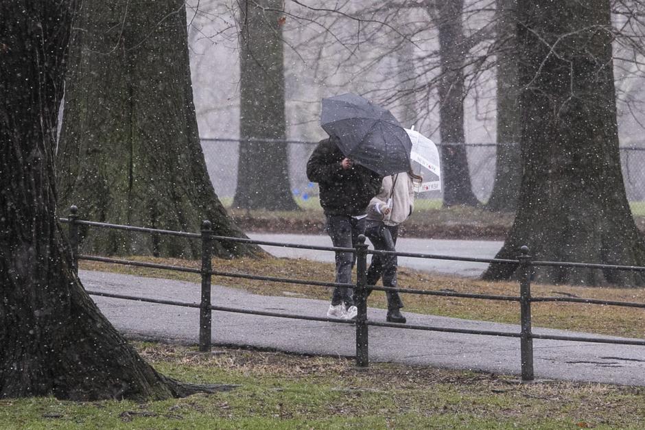 dež jesen | Avtor: Epa