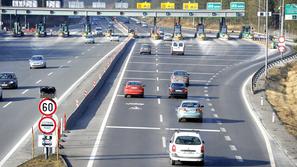 slovenija 18.01.12, cestnina, omejitev hitrosti, cestinina Torovo, avtocesta, fo