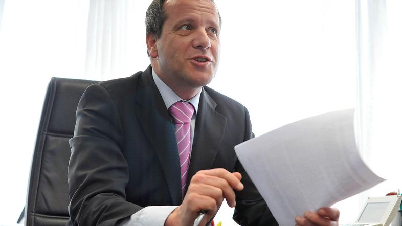 V najuspešnejšem revidiranem letu Zpiz v roku ni rešil kar četrtine zadev, pravi