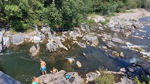 Poljanska Sora, Puštal, Škofja Loka