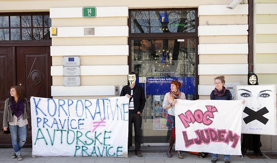 Protest proti Acti v Ljubljani.