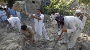 Potres v Afganistanu 