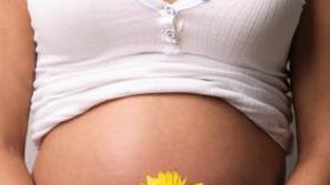 Tudi v času nosečnosti ni zdravo pretiravati z nabiranjem dodatnih kilogramov.