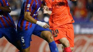 Hector Rodas Messi Levante Barcelona