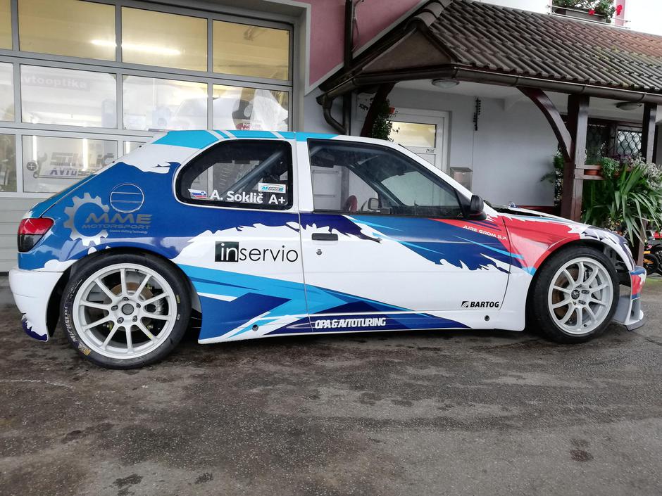 Dirkalni peugeot 306 maxi Mehanika leta 2018 Anžeta Sokliča | Avtor: Andreja Cilenšek