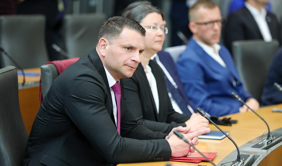 Vidna članica stranke Stevanoviću: Obljubil si, da ne boš prodal glasu za položaj