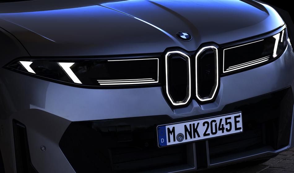 Svetovni avto leta je BMW iX3