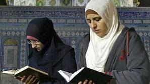 Visoka rodnost muslimank je islamu mogočila pohod na vrh svetovnih religij.