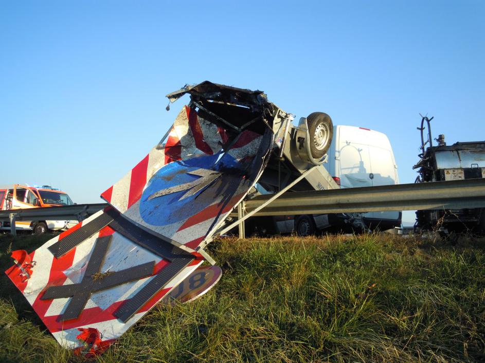 Nesreča na AC pri Lopati