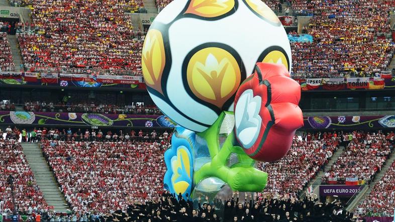 Poljska Grčija otvoritvena tekma Varšava stadion Euro 2012 simbol slovesnost