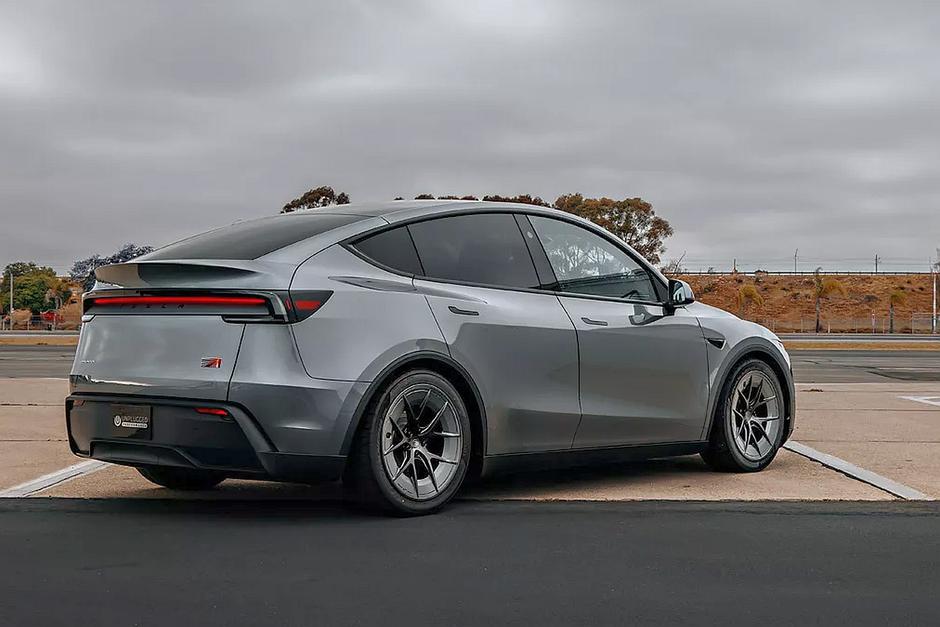 Tesla Motors Unplugged Performance platišča | Avtor: Unplugged Performance