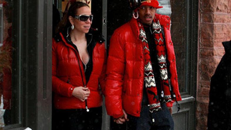 Mariah in Nick sta s svojimi počitnicami v Aspnu vidno zadovoljna.