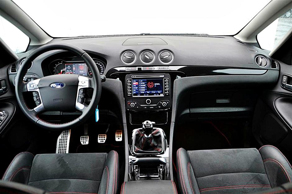 Ford S-max | Avtor: Gregor Prebil