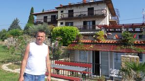 Poleg zavidljive lokacije ima Hostel Panorama na Šentjanah veliko prostora za pr