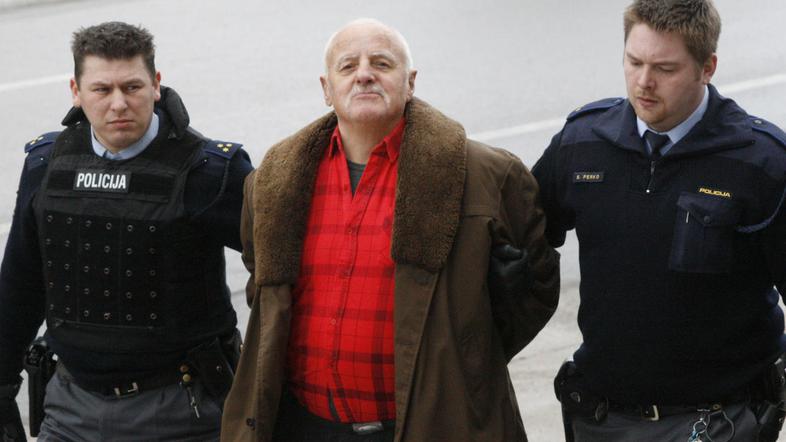 Kavčič mora do konca marca, ko se sojenje nadaljuje, k psihiatru. Če ga naslednj