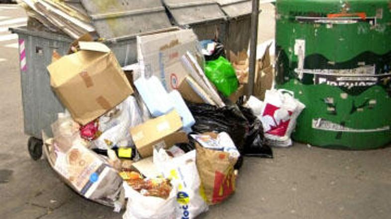 Komunalna podjetja po Sloveniji so predlagali, da bi se zvišale tudi cene komuna