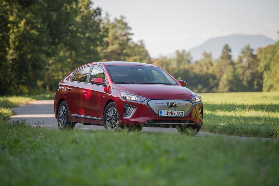 Hyundai IONIQ | Avtor: Anže Petkovšek