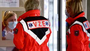 koronavirus virus slovenija