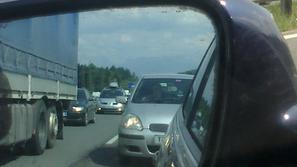 Zgoščen promet na zahodni ljubljanski obvoznici.