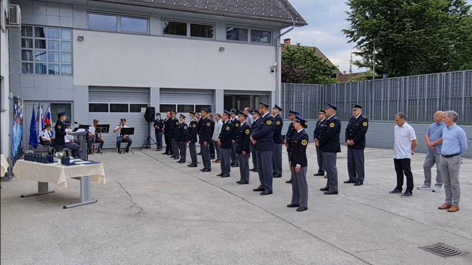 Priznanja gorenjskim policistom ob praznovanju dneva policije v Škofji Loki | Avtor: PU Kranj