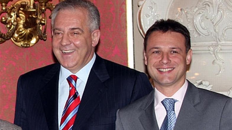 Novinarji srbskega tabloida Kurir naj bi ekskluzivno izvedeli, da sta Sanader in